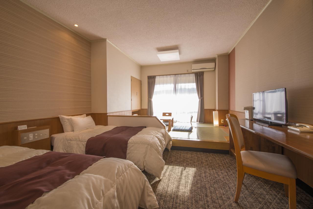 Kusatsu Now Resort Hotel מראה חיצוני תמונה